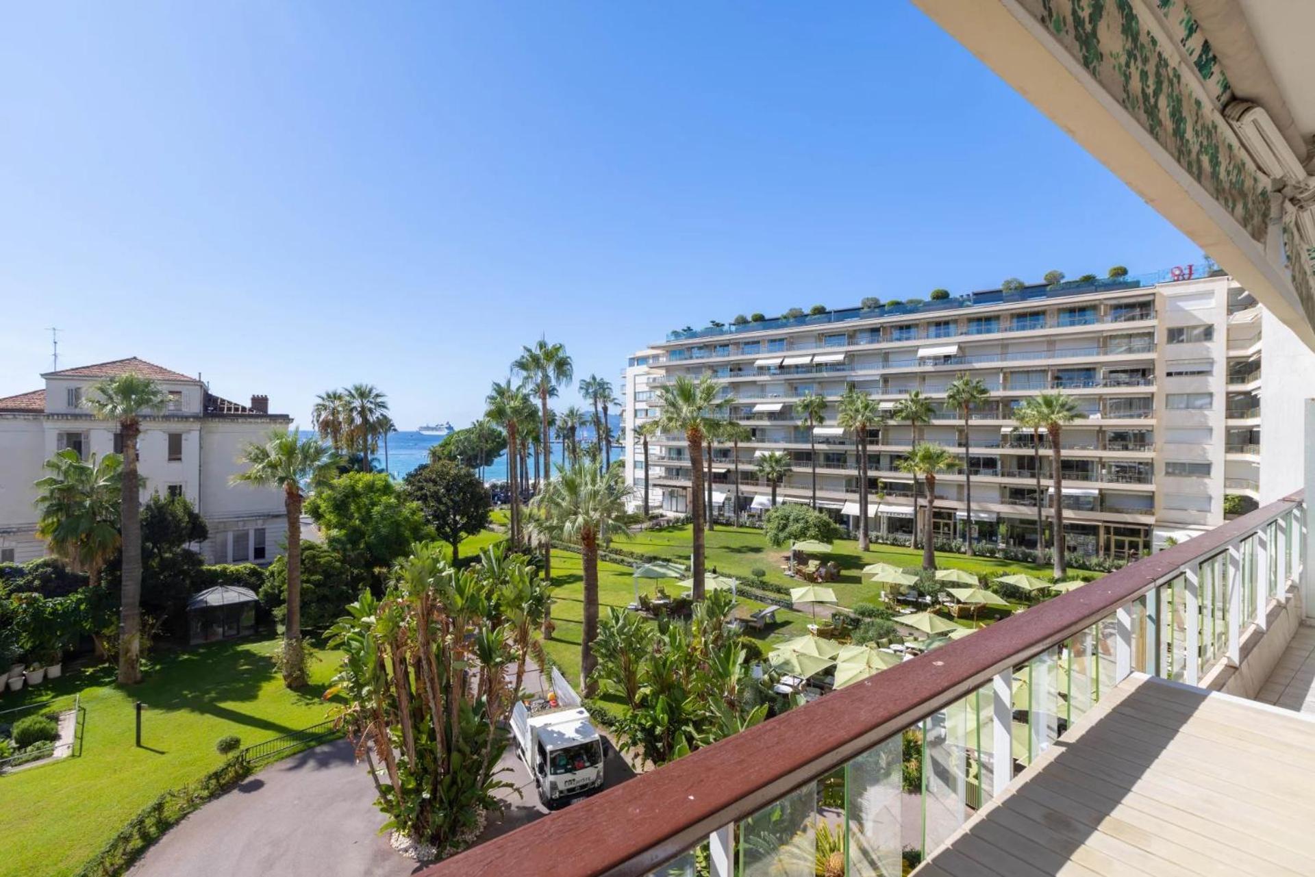 Agence Des Residences - Appartements Prives Du 45 Croisette - Superieur Cannes Eksteriør bilde